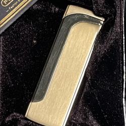 BRIQUET TEMPETE DORE