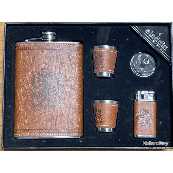 COFFRET CADEAU FLASQUE DE POCHE BRIQUET ETC.....