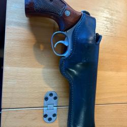 Holster et cartouchière en cuir pour révolver Smith et Wesson 686