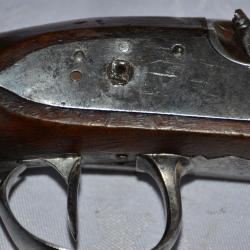 jolis pistolet officier a percussion plus un petit pistolet a coffre etat de marche