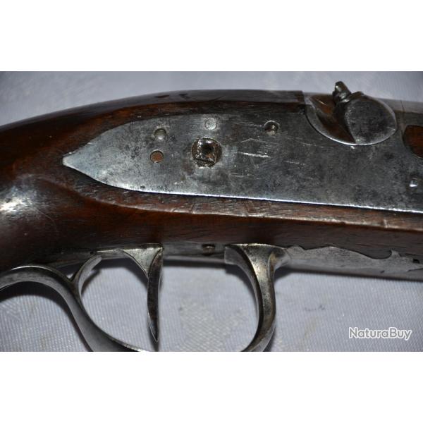 jolis pistolet officier a percussion plus un petit pistolet a coffre etat de marche
