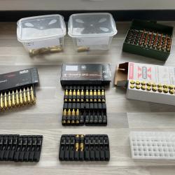 Lot munition 222 Remington + douilles + boite
