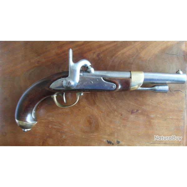 Bon pistolet de cavallerie modle 1822 tbis de la manufacture royale de ST Etienne