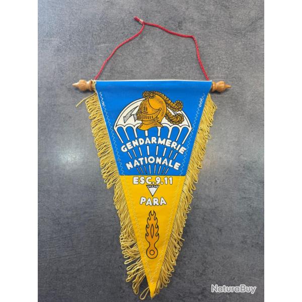 fanion Gendarmerie Nationale Escadron 9/11 parachutiste mobile