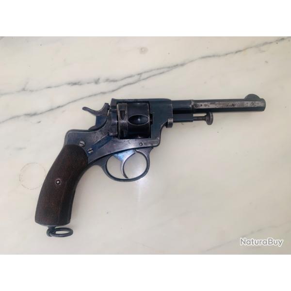 A vendre splendide Revolver Nagant 1878 . Petit numro - Prsrie