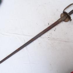 P5) lot  trés rare épée  d'officier de  grosse cavalerie ,  restauration , matriculée 256
