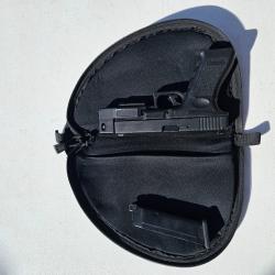 Pochette souple noire pour pistolet