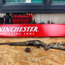 Carabine semi-auto Winchester wildcat strata état neuve