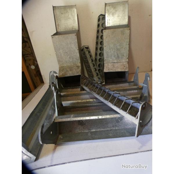 Lot de 10 mangeoires volaille