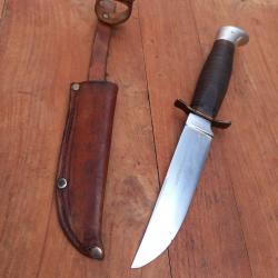 Joli Couteau de Chasse SABATIER Manche en Cuir avec Étui en cuir