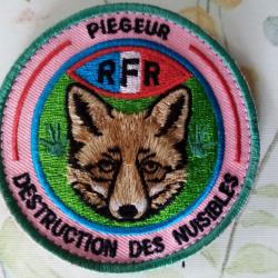 vend écusson neuf brodé piégeur,