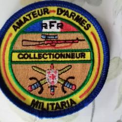 vend écusson neuf brodé , collectionneur militaria,