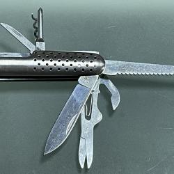 COUTEAU MULTI FONCTIONS DE CAMPING