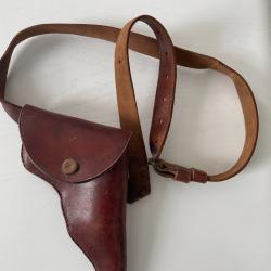 Holster en cuir marron