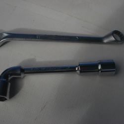 Clef à pipe facom 28 et clef double à oeil coudée 27/32