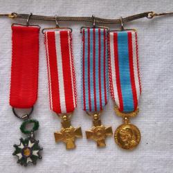 4 réductions de médailles AFN