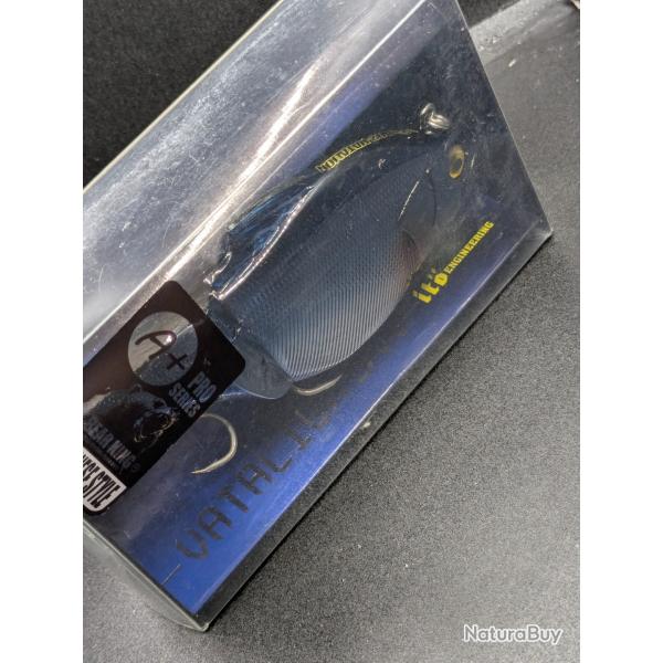 LEURRE 2 sections , bleu/ transparent .FISH AND FISHING.11,5 cm / 40 grs . Flottant.