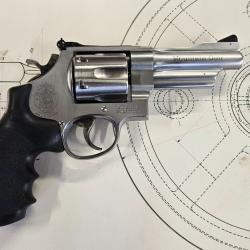 revolver Smith & Wesson 625 "mountain gun" calibre 45 colt