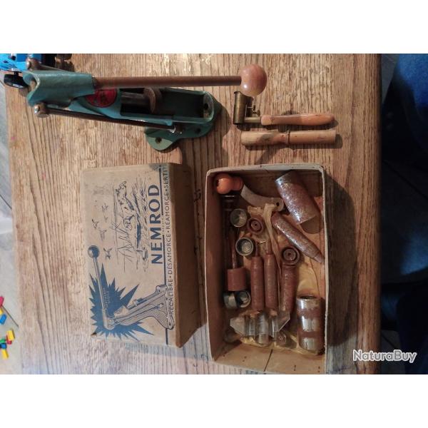 Sertisseur, recalibreur, dsamorceur, ramorceur Nemrod avec bote d origine en parfait tat