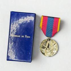 (18.018) Médaille de la Défense Nationale - Echelon Or