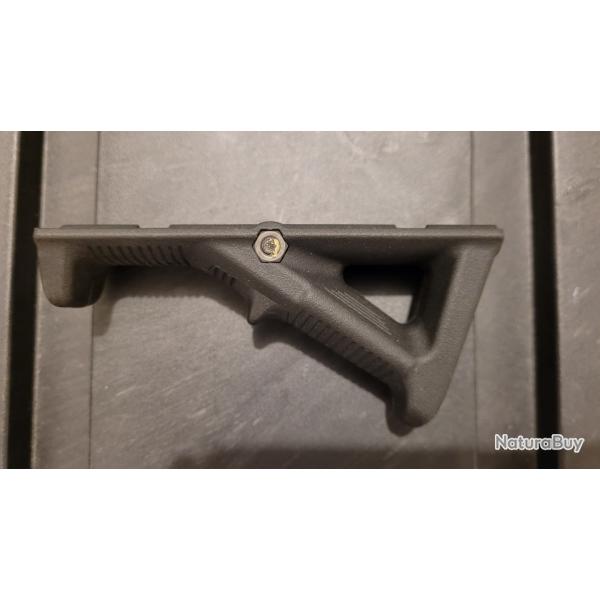 Poigne MAGPUL AFG 2 Angled Foregrip