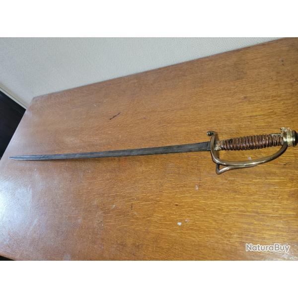 SABRE SANS FOURREAU