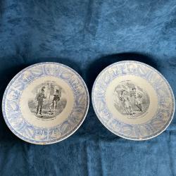 Paire d'assiettes anciennes le drapeau français Lunéville