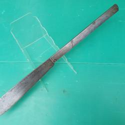 ANCIEN COUTEAU  DE MARIN PECHEUR  .  PARFAIT FONCTIONNEMENT . LG  : 610mm . LAME GRAVEE .