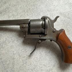Révolver 7 mn à broche type Lefaucheux