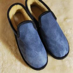 Chaussons chauds charentaises Homme et femme en peau de mouton bleu marine navy 44