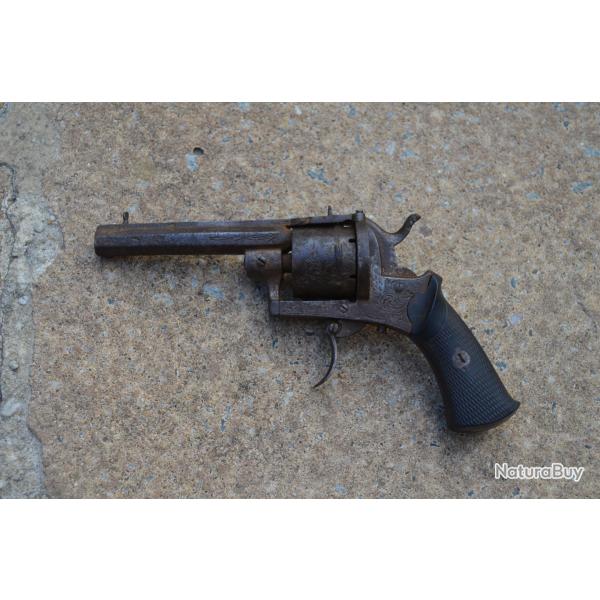 Revolver  broche (type Lefaucheux)