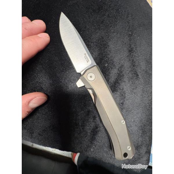 LionSteel Myto MT01-BR Bronze Titanium couteau de poche, Molletta design