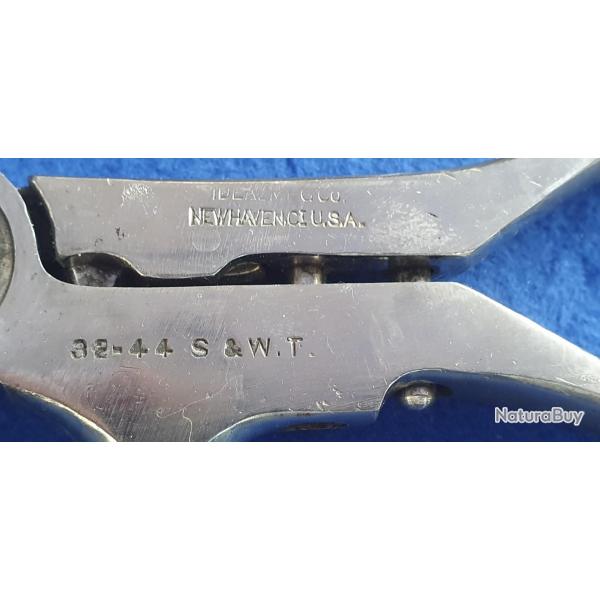 SMITH&WESSON 32.44 TARGET ÉTAT HORS CONCOURS AVEC SON COFFRET COMPLET OUTIL D'ORIGINE.