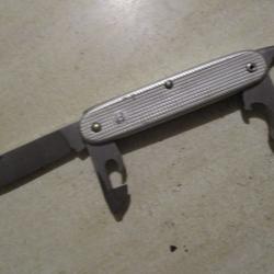 couteau du soldat suisse wenger 1975