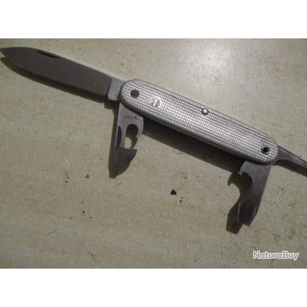 couteau du soldat suisse elsener schwyz 1971