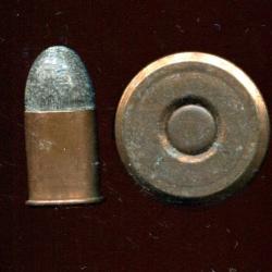 .450 Bull Dog - marquage : néant - étui  cuivre - base chanfreinée