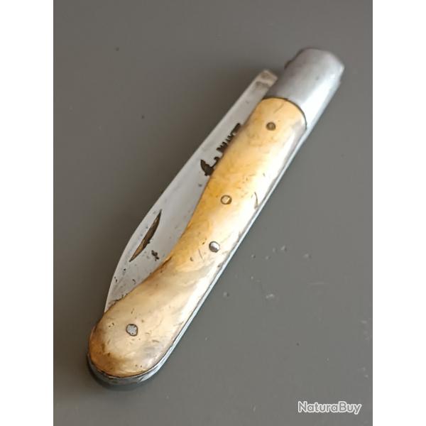 ANCIEN COUTEAU AURILLAC, PARAPLUIE  L'PREUVE, THIERS, XXme, manche corne