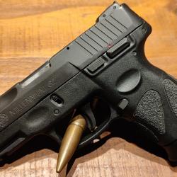 Pistolet Taurus Millennium G2 PT 111 + 2 chargeurs + mallette