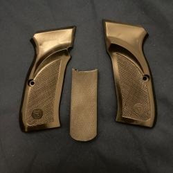 Plaquettes crosse CZ 75 neuves