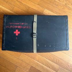 Valise de la Croix Rouge Américaine - militaria - ww2