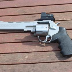 Revolver Taurus Tracker 970 avec Red Dot