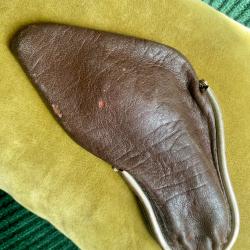 Etui porte monnaies cuir pour revolver vélodog 320 vers 1900