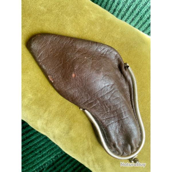 Etui porte monnaies cuir pour revolver vlodog 320 vers 1900