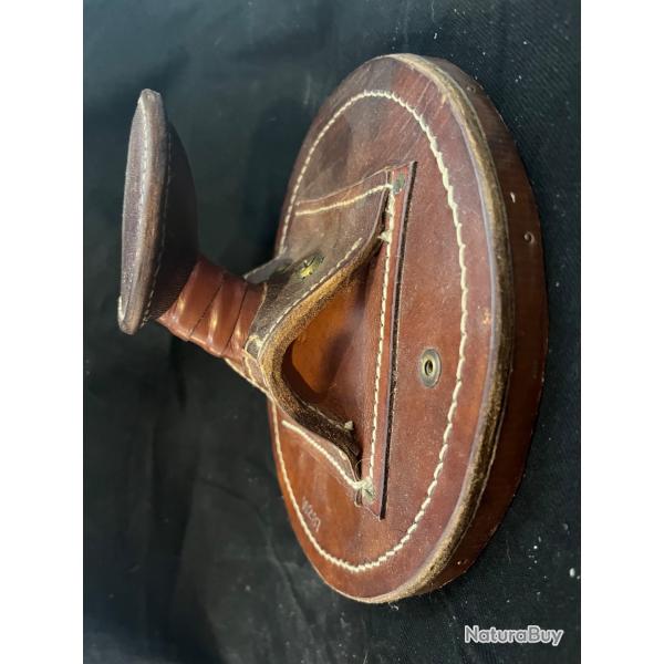 Porte chapeau cow-boy artisanal en forme de pommeau et corne de selle