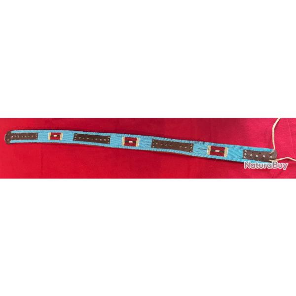 Ceinture en cuir perle et cloute  motif tribu crow seedbeads indien des plaines