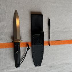 Couteau de combat BOKER Applegate/Fairbairn Combat II