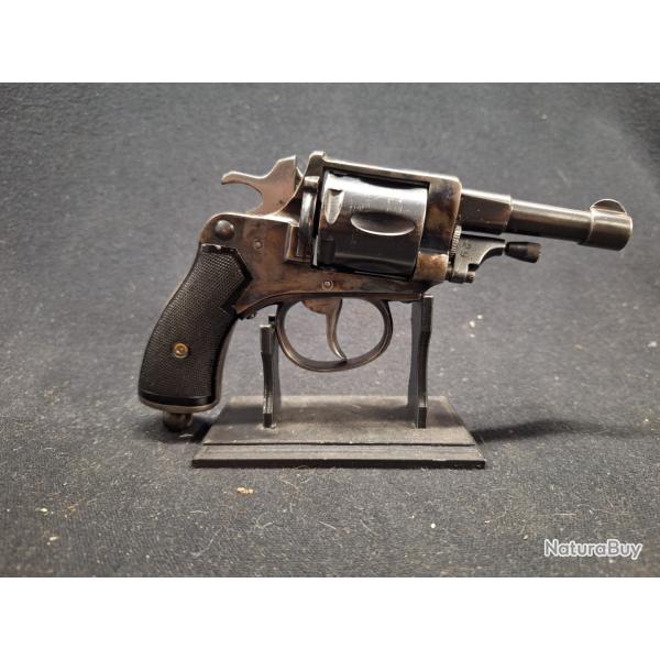 Revolver italien, Cal. 8mm92 - 1 sans prix de rserve !!