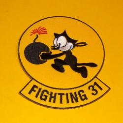TISSU PATCH : U.S.A FELIX LE CHAT , FIGHTING 31 , DIAMETRE 9 CM , BON ETAT VOIR PHOTO . POUR TOUT RE