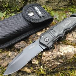 Couteau pliant Walther avec lame dentelée et étui noir