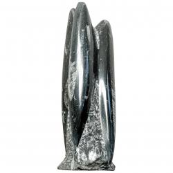 Statue en marbre fossilifère d'orthocéras - 18 cm - 836 grammes